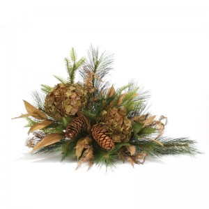 Distinctive Designs Hydrangea Pick with Pine and Fern in Tray DSD1957